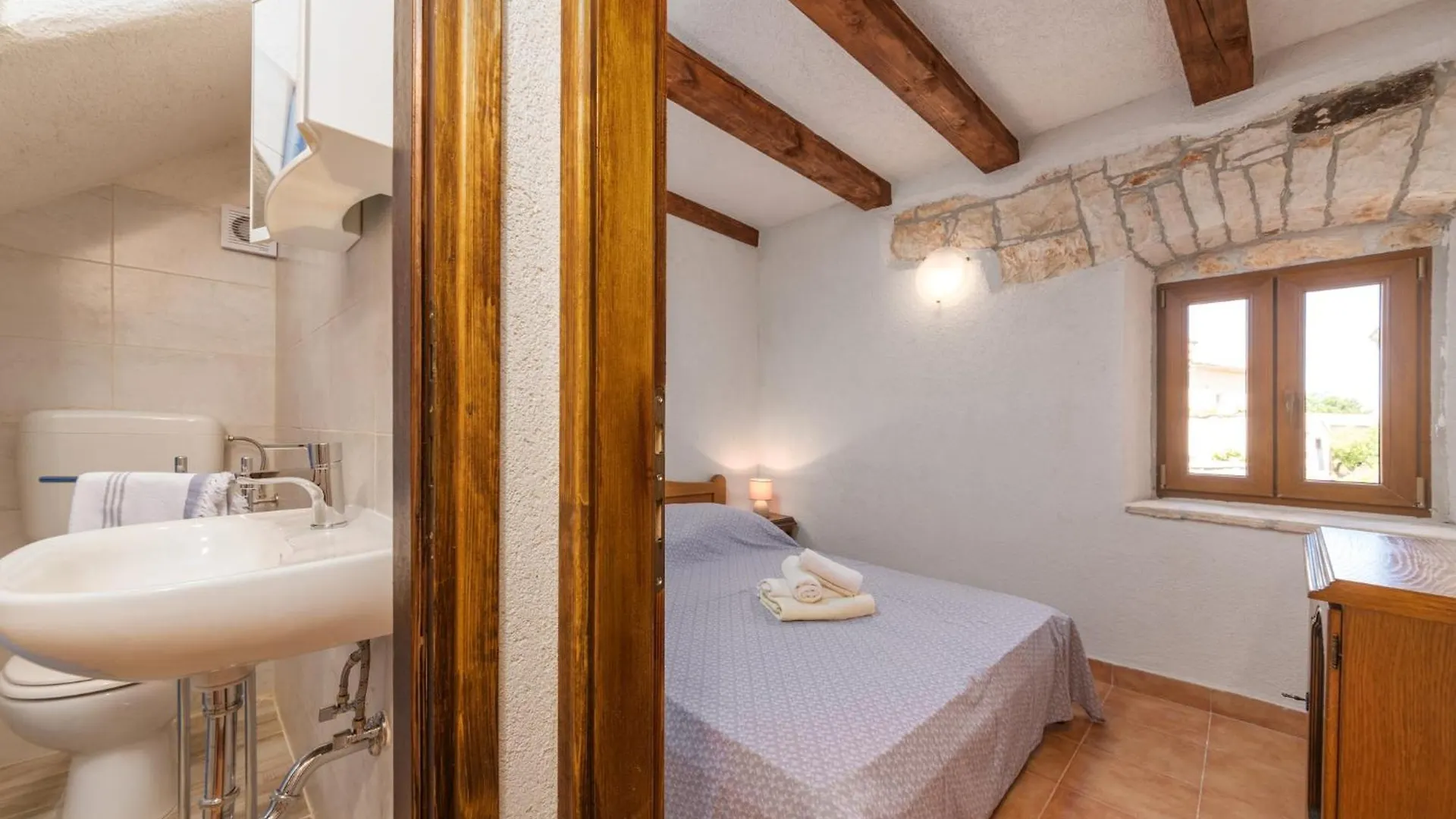 Villa Zinnia Fabci